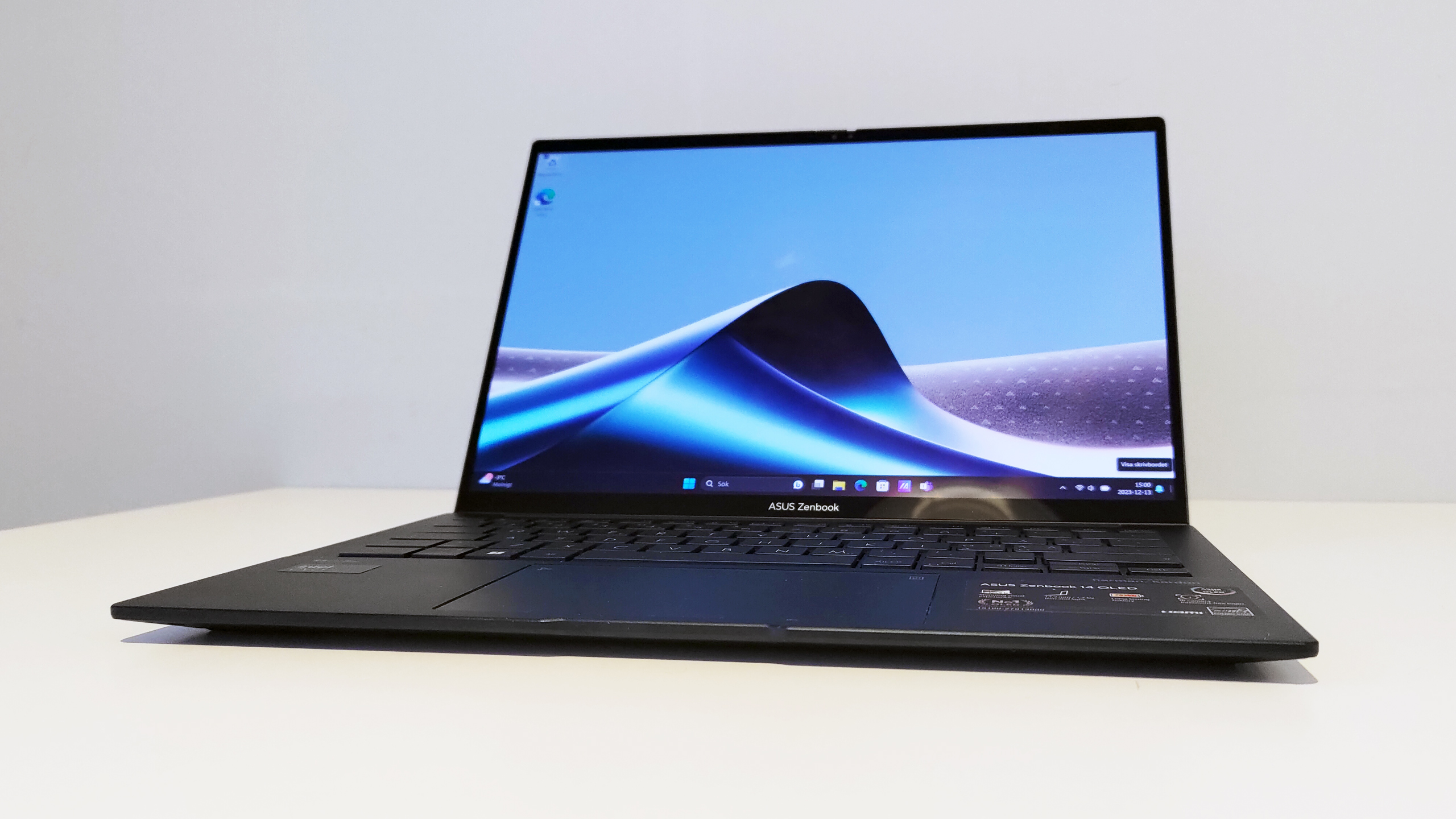 Asus Zenbook 14 OLED review: Meteor Lake meets OLED